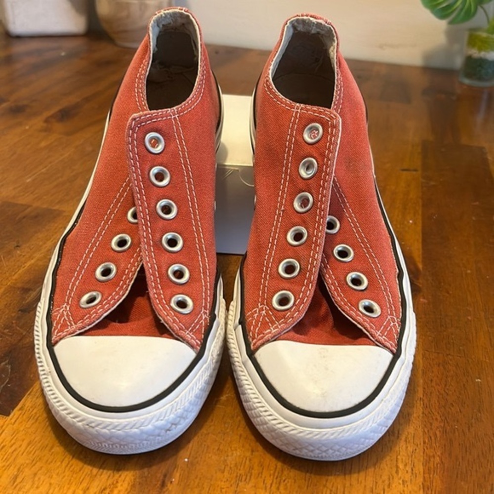 Converse All Star Unisex Red Canvas Slip On Sneakers ... Men Size:5 ..Women:7